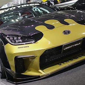 LIBERTY WALK GR86 widebody リバティウォーク GRハチロク ワイドボディ TAS2024 - 東京オートサロン2024