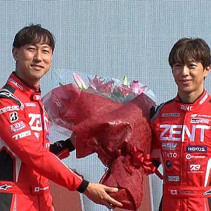 【SUPER GT Rd.8 MOTEGI】たくさんの感動をありがとう！立川 祐路選手引退セレモニー