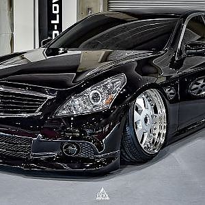 NIZO LOW NISSAN SKYLINE SEDAN Laxury OAM2022 - ニゾロー スカイラインセダン カスタム 大阪オートメッセ2022