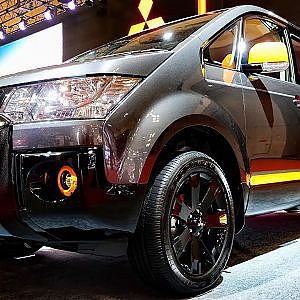 (4K)MITSUBISHI DELICA D5 ACTIVE GEAR 三菱デリカD5アクティブギア - 大阪モーターショー2017
