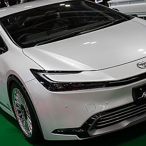 Revier / REIZ MXWH61 TOYOTA 60 PRIUS OAM2024 - レヴィーア ライツ 60プリウス 大阪オートメッセ2024