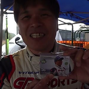 会場で配布のトレーディングカードについてひとこと言いたい森選手