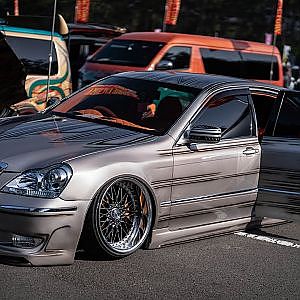 TOYOTA 18 CROWN MAJESTA VIPSTYLE - 18マジェスタ 春ドレ 2024