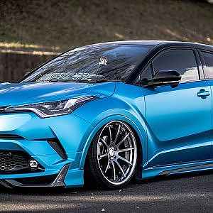 TOYOTA C-HR AirSuspension modified - トヨタCHRカスタム カーラッピング・エアサス