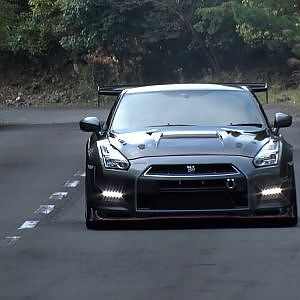 1150馬力のGT=Rで峠全開！審査員の本業