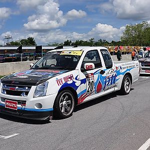 นักแข่งที่ดีเค้าไม่ทำกัน (N3Kรุ่น Isuzu)