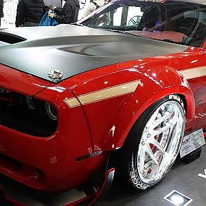 (4K)EDGE CUSTOMS DODGE CHALLENGER SRT392 HELLCAT VIPSTYLE - 大阪オートメッセ2018