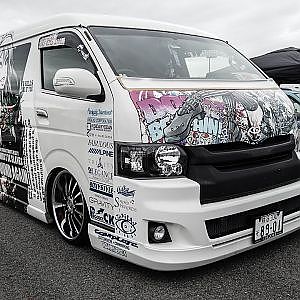 ITASYA HIACE ANIMECAR ハイエース 痛車 - SBM2023