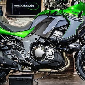 (4K)KAWASAKI VERSYS 1000 SE カワサキ ヴェルシス1000SE - OSAKA MOTORCYCLE SHOW 2019