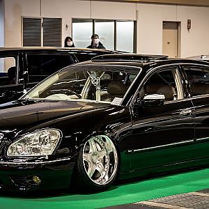 NIZO LOW JUNCTION PRODUCE Y50 CIMA VIPCAR OAM2022 - ジャンクションプロデュース 50シーマ VIPカー 大阪オートメッセ2022