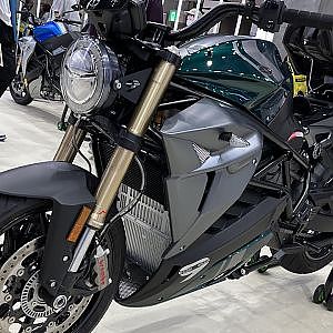 Energica 2023 EVA ESSEESSE 9+ エネルジカ 電動バイク - TOKYO MOTORCYCLE SHOW 2023