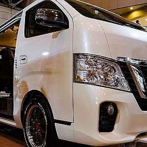 (4K)IFUU NISSAN NV350 CARAVAN PREMIUM GX NV350キャラバンプレミアムGX - TOKYO AUTO SALON 2019