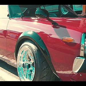 YK Auto HAKOSUKA 2door GT-R style ハコスカ 2ドア GTR仕様 - 昭和レトロカー万博2024