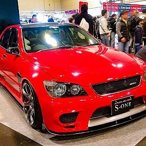 (HD)TOYOTA ALTEZZA FACE & SUBARU B4 TAIL トヨタアルテッツァ・スバルB4 カスタム - 名古屋オートトレンド2017