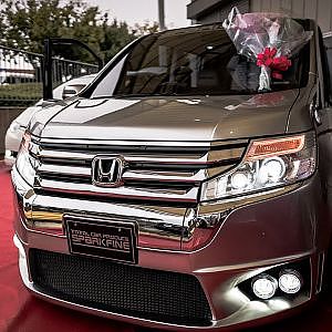 SPARKFINE HONDA STEPWAGON LEXUS Lustre Shadow color painted - スパークファイン ステップワゴン 銀影ラスター 全塗装 - 高槻メッセ