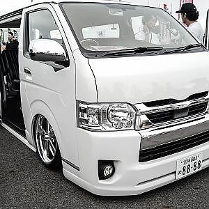 รุ่นที่ 5 โตโยต้า ไฮเอซ - SBM2023