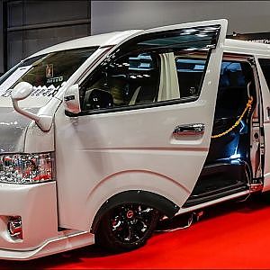 (4K)HIACE STYLE TOYOTA 200 HIACE WAGON GL ハイエーススタイル 200系ハイエースワゴンGL - OSAKA AUTO MESSE 2019