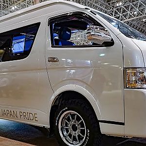(4K)NEEDSBOX TOYOTA 200 HIACE Lifestyle modified 200系ハイエースカスタム - TOKYO AUTO SALON 2019
