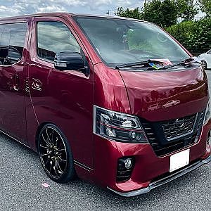 RED NISSAN NV350 modified SBM Osaka2021 - SBM大阪2021 キャラバン NV350 カスタム レッド