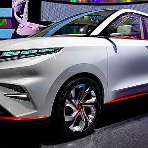 (4K)DAIHATSU DN MULTISIX ダイハツ新型ミニバン・ディーエヌ マルチシックス - 東京モーターショー2017