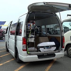 長距離移動のプロ　D1チーム車中泊仕様トランポ紹介
