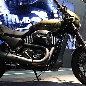 (4K)Harley-Davidson Street Rod 2017 First Look ハーレーダビットソン・新型ストリートロッド - 大阪モーターサイクルショー2017