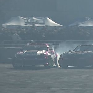 接触？？中村直樹新春初ミッションブロー東京オートサロン 2022 D1GPデモランにてチャンプ直樹、オートサロン でも大暴れ！