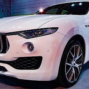 (4K)MASERATI LEVANTE DIESEL 2018 マセラティ・レヴァンテ ディーゼル - 大阪モーターショー2017