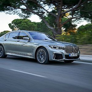 BMW 745Le xDrive || เวอร์ชัน Plug-in Hybrid กำลังรวม 290 kW/394 hp