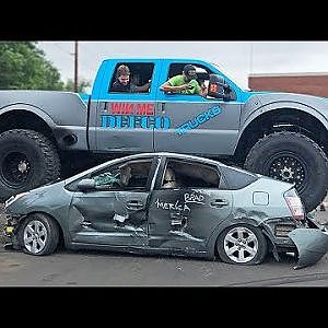 GIGANTIC Ford Truck DESTROYS Pruis & Infinity G35!