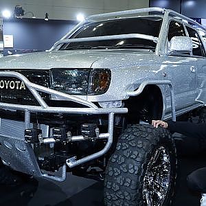 Mclimb Weed HILUX SURF 185 CUSTOM TAS2024 - ウィード ハイラックスサーフ 185 カスタム 東京オートサロン2024