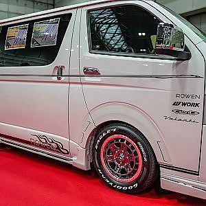 ROWEN TOYOTA HIACE 200 superGL 狼炎 ハイエース スーパーGL カスタム - NAGOYA AUTO TREND 2021 オートトレンド2021