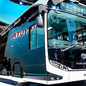 (4K)TOYOTA FUEL CELL BUS SORA world premiere トヨタ燃料電池バス FCバス・ソラ - 東京モーターショー2017