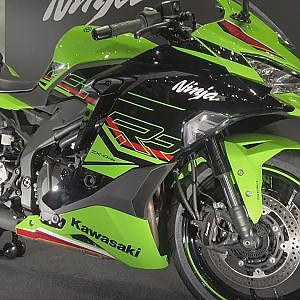 KAWASAKI Ninja ZX-4RR KRT 2023 カワサキ 新型ニンジャ ZX 4RR - OSAKA MOTORCYCLE SHOW 2023 大阪モーターサイクルショー2023