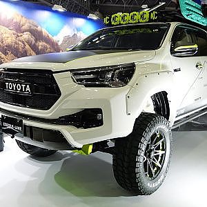 EXIZZLE-LINE TOYOTA HILUX TAS2024 - 東京オートサロン2024