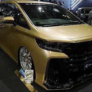 KUHL VELLFIRE KRUISE KR-40VRR TAS2024 - クール 40系ヴェルファイア エアロ 東京オートサロン2024