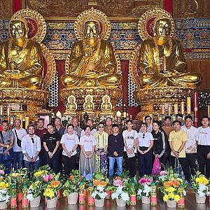 ทำบุญไหว์พระกับฮอนด้า ที่วัดเล่งเน่ยยี่ 2