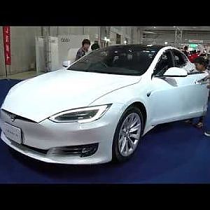 (4K)TESLA MODEL S 2018 テスラモデルS  - メガスーパーカーモーターショー2018