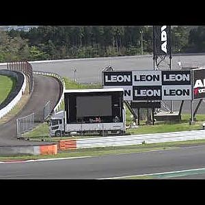 スピードウエイNOW 搬入日です visionを設置中