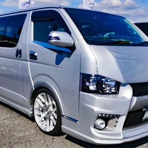 (4K)JOKER DESIGN TOYOTA HIACE 200 modified ジョーカーデザイン200系ハイエースカスタム - スーパーカーニバル2017