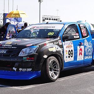 Isuzu D-MAX (No.99) in Pro Racing Series 2014 Round 7-8