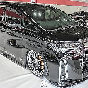 AIMGAIN ALPHARD AGH30W VIP EXE bodykit OAM2022 - エイムゲイン 純VIP EXE 30アルファード後期 大阪オートメッセ2022