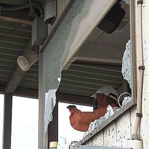 練習走行開始　アクシデント多発　1ポスト全損